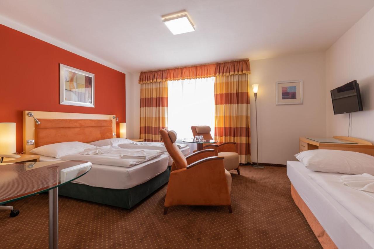 Active & Wellness Hotel Subterra オストロフ 部屋 写真