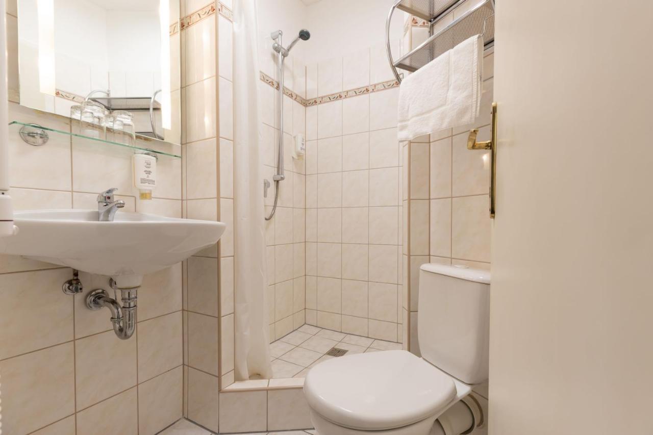 Active & Wellness Hotel Subterra オストロフ 部屋 写真