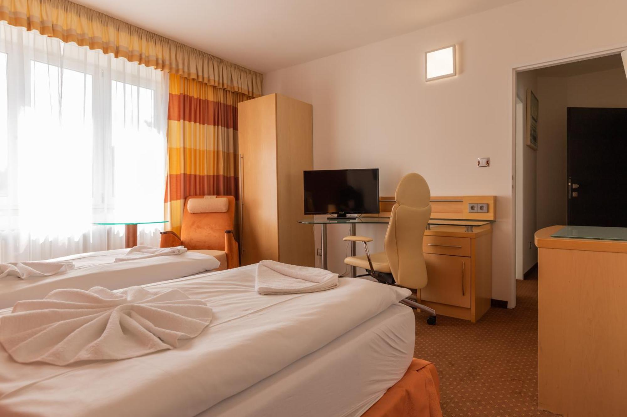 Active & Wellness Hotel Subterra オストロフ 部屋 写真